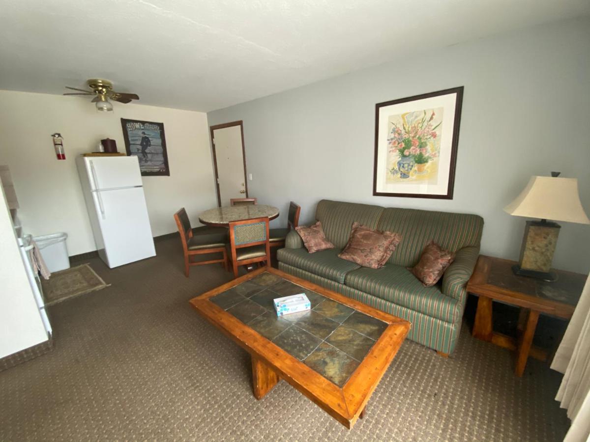 Snowshoe Motel Frisco Buitenkant foto